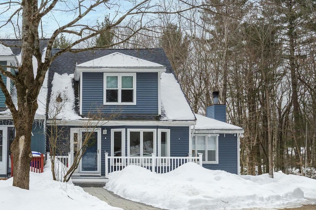 Photo of 13 Hedgerow Drive, Hudson, NH 03051 (MLS # 5075858)