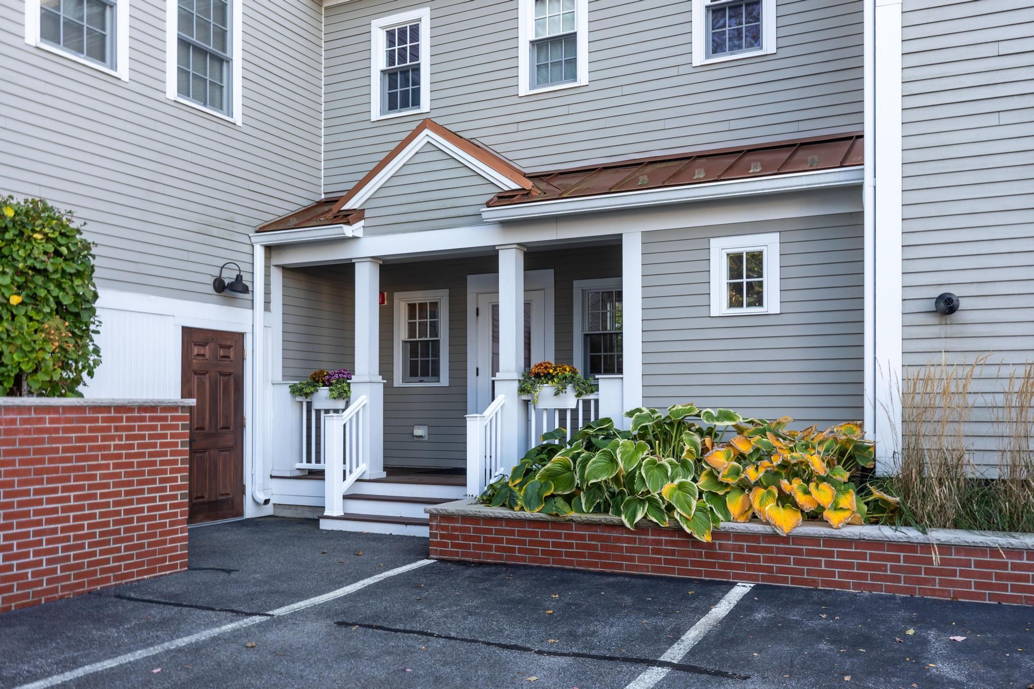 198 Islington Street 6