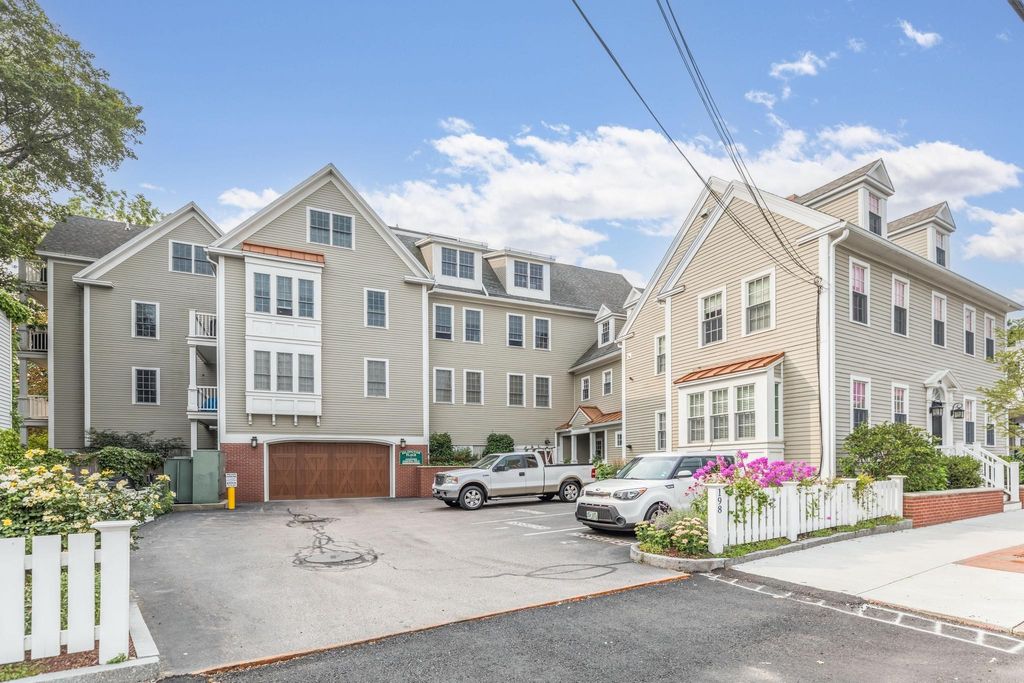 Photo of 198 Islington Street #6, Portsmouth, NH 03801 (MLS # 5055263)