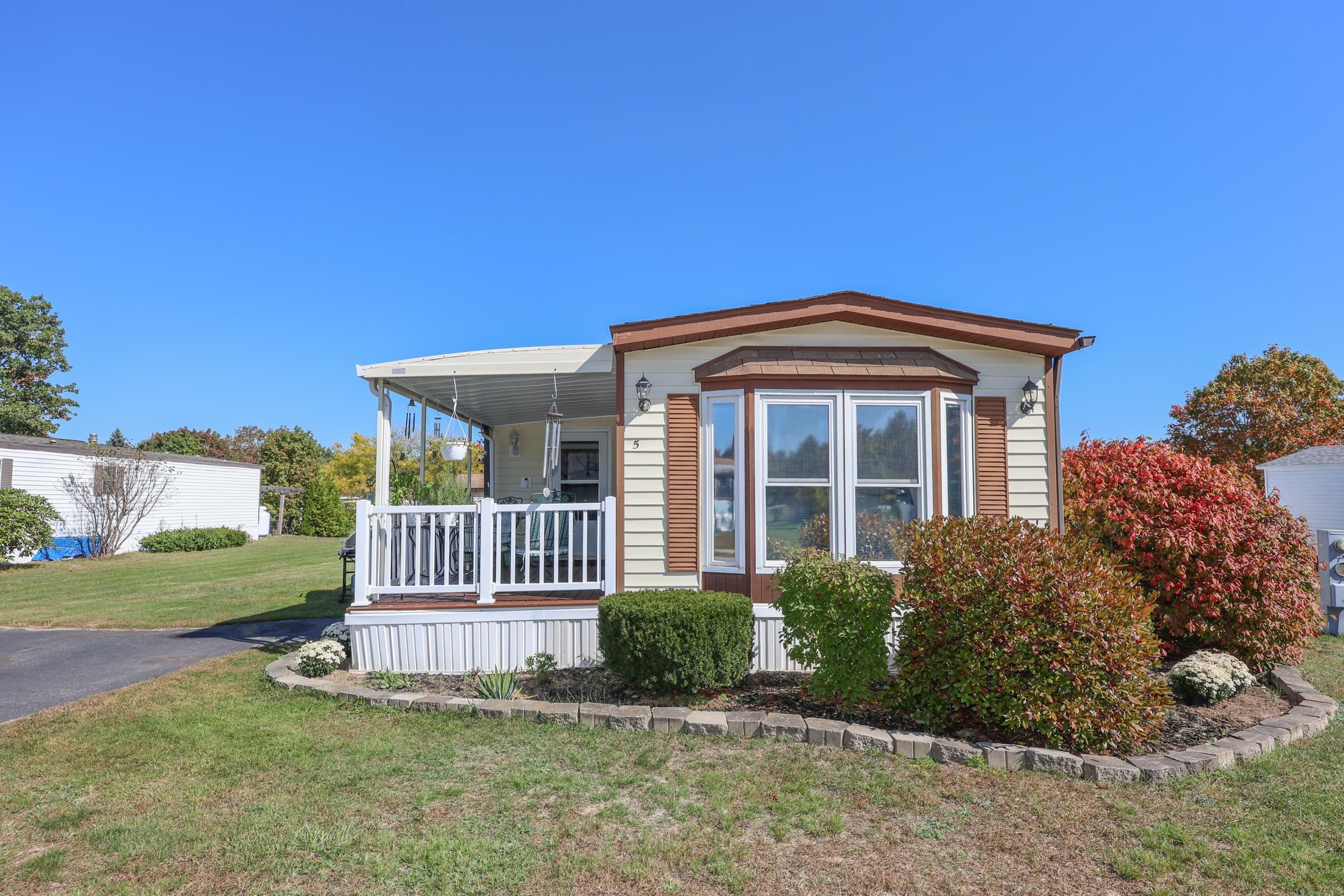 5 Monadnock Drive
