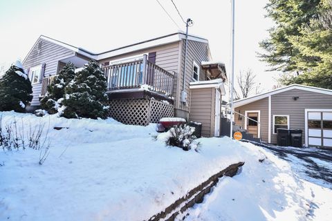 Photo of 885 Bridge Street, Manchester, NH 03104 (MLS # 5071871)