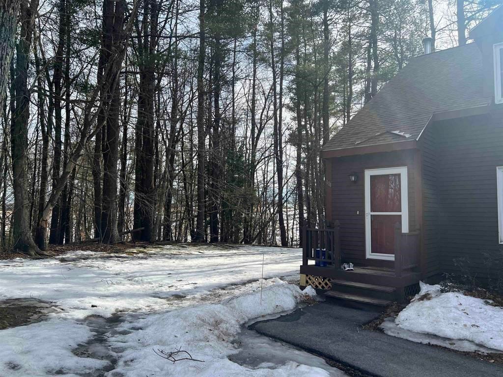 Photo of 104 Bellamy Woods Road, Dover, NH 03820 (MLS # 5082805)