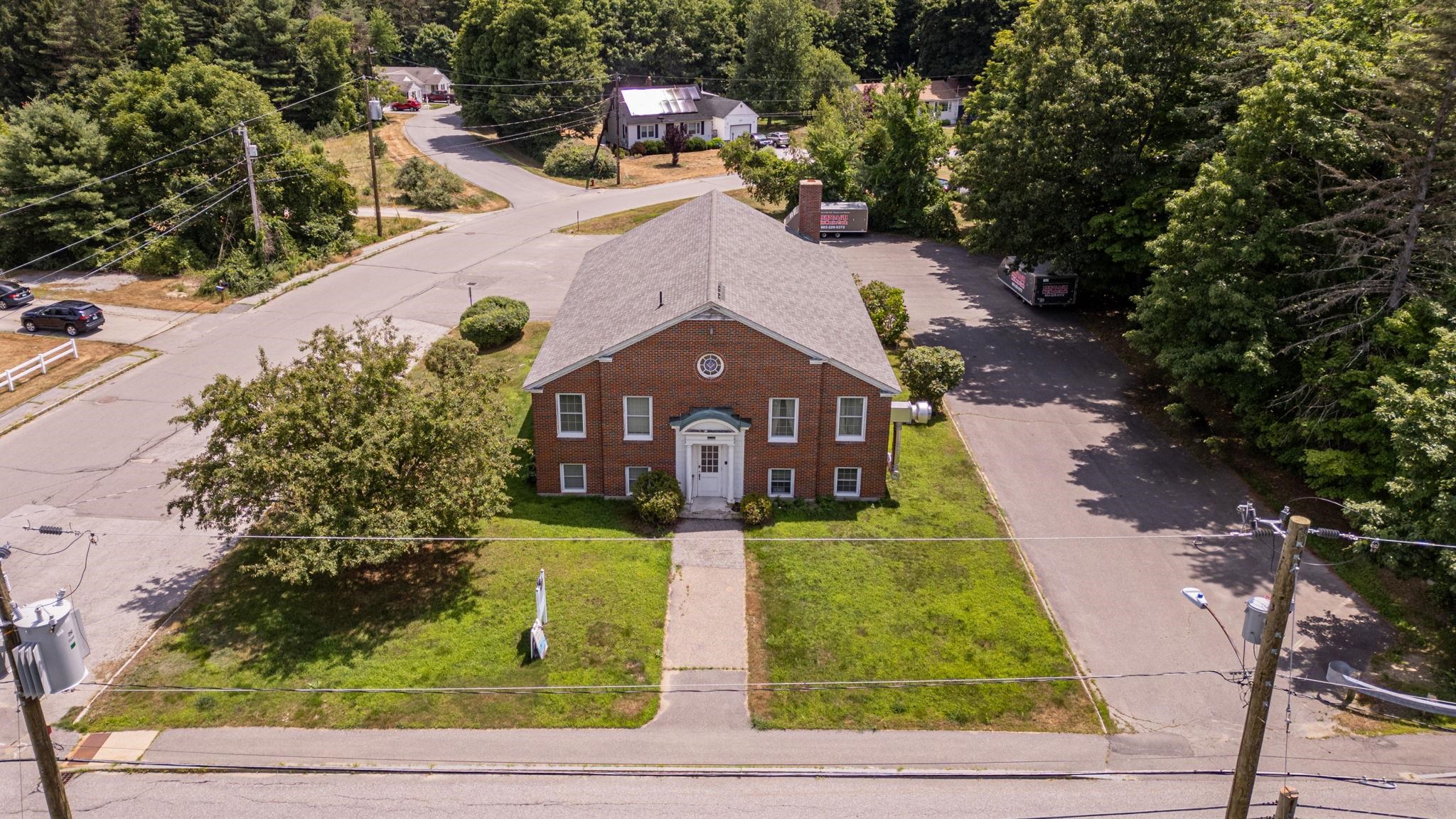15 Mountain Road
