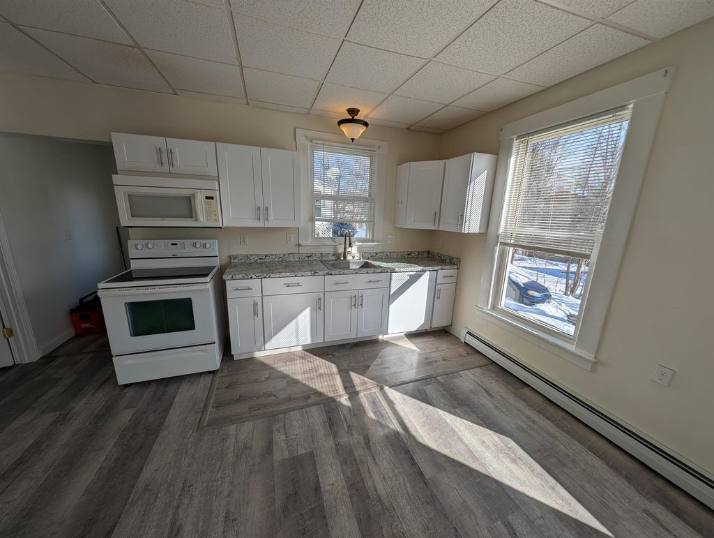 Photo of 91 6Th Street #2, Dover, NH 03820 (MLS # 5087955)