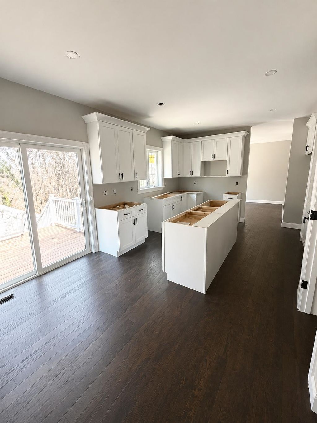 Photo of 60 Jenkins Road, Bedford, NH 03110 (MLS # 5084803)