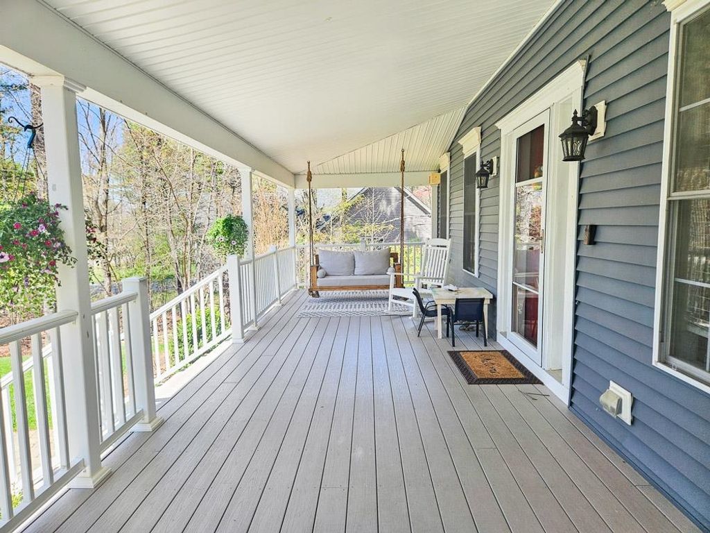 Photo of 10 Knowles Way, Northwood, NH 03261 (MLS # 5085871)