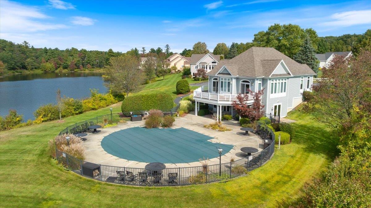 18 Hawkins Pond Lane