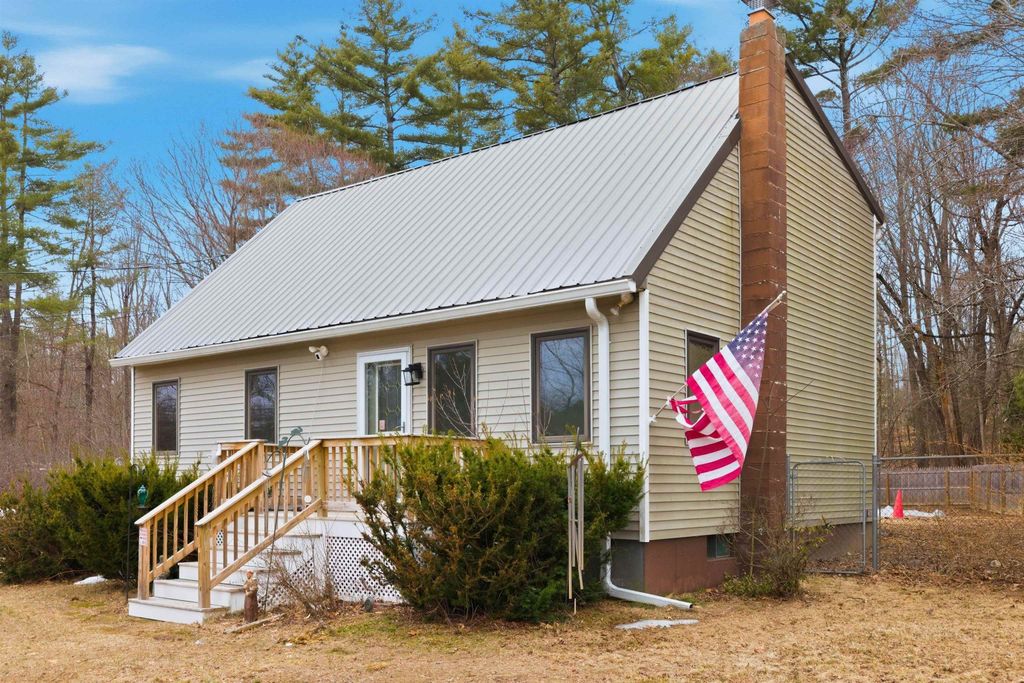 Photo of 299 Concord Road, Northfield, NH 03276 (MLS # 5081086)