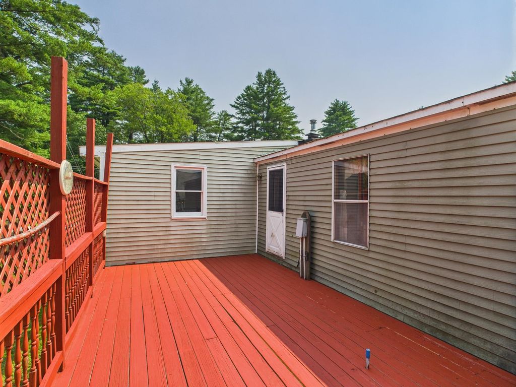 Photo of 2 Cheryl Drive, Allenstown, NH 03275 (MLS # 5055089)