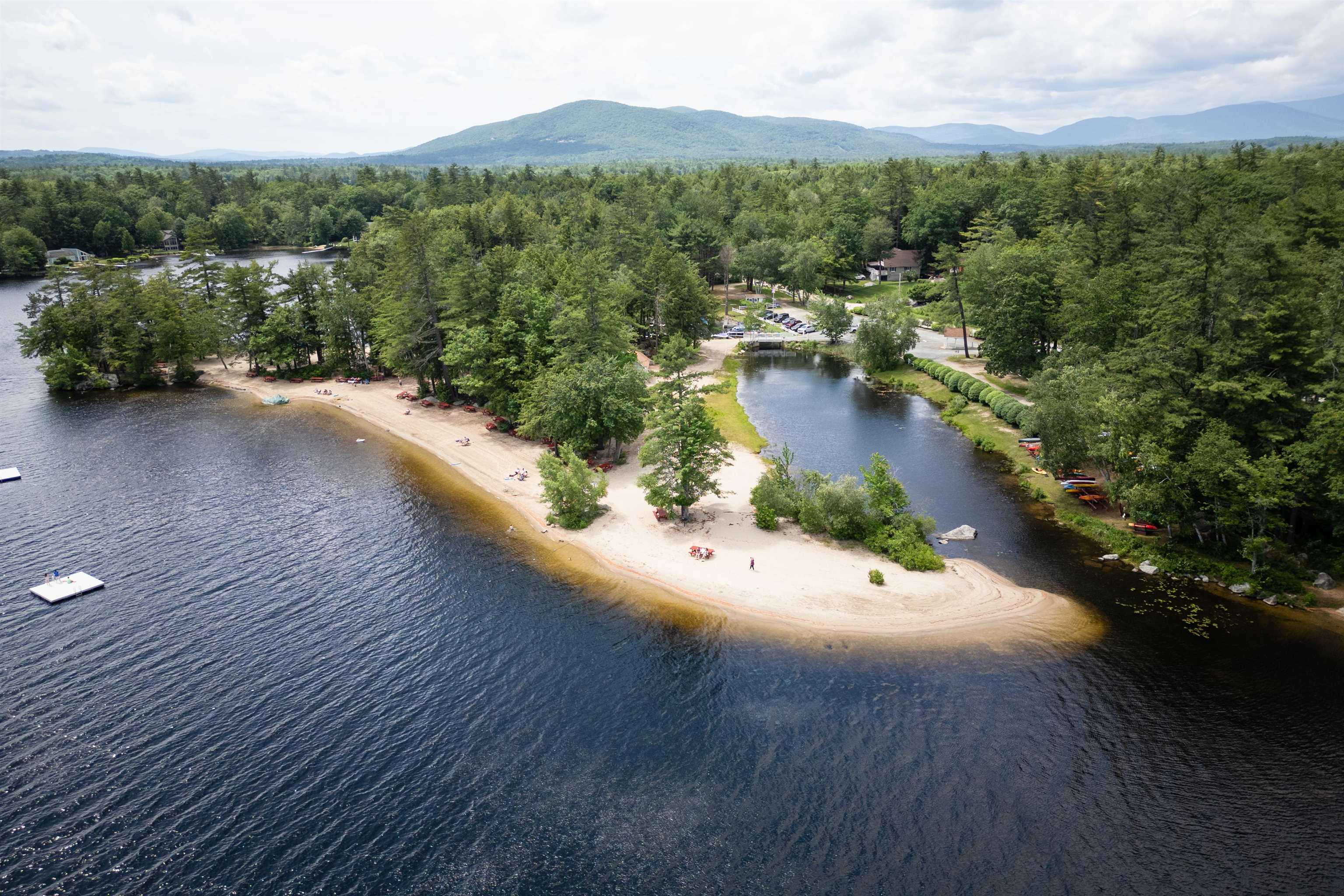 Moultonborough, New Hampshire 03254, United States, 3 Bedrooms Bedrooms, ,1 BathroomBathrooms,Residential,Active,157561