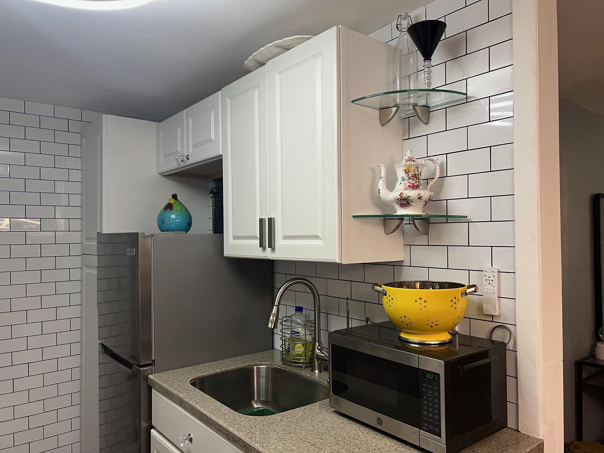 Manchester, New Hampshire 03104, United States, 4 Bedrooms Bedrooms, ,3 BathroomsBathrooms,Residential,Active,120773