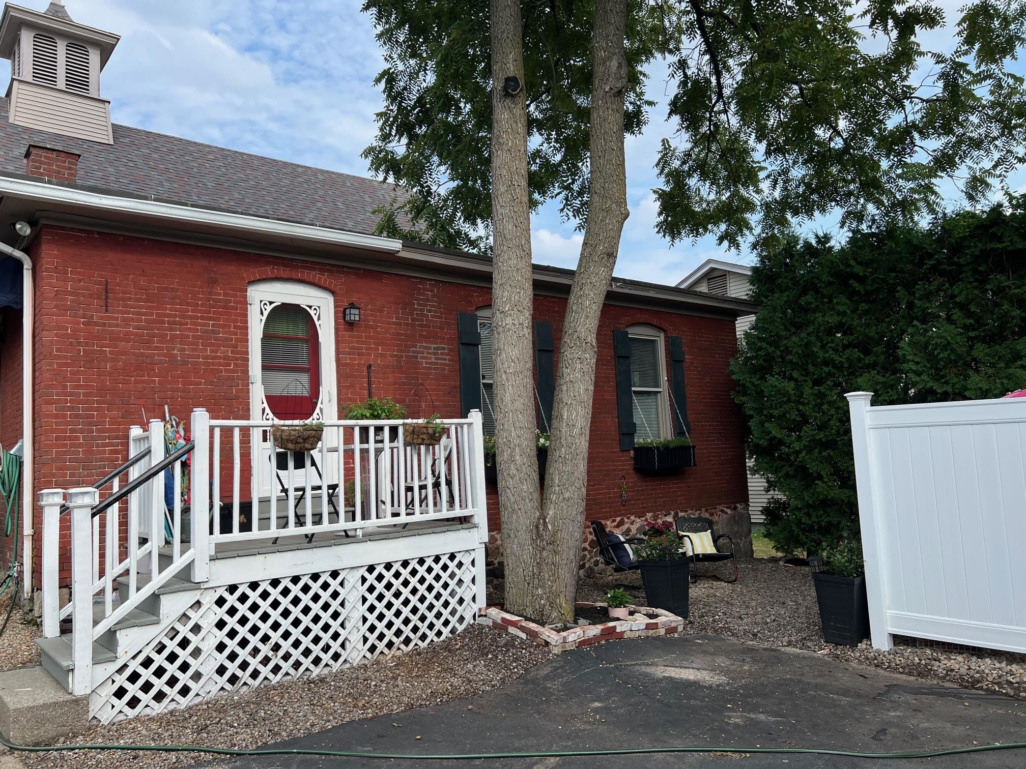 Manchester, New Hampshire 03104, United States, 4 Bedrooms Bedrooms, ,3 BathroomsBathrooms,Residential,Active,120773