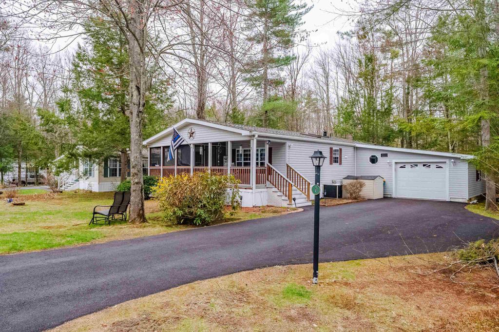Photo of 7 Diamondback Drive, Rochester, NH 03868 (MLS # 5085609)