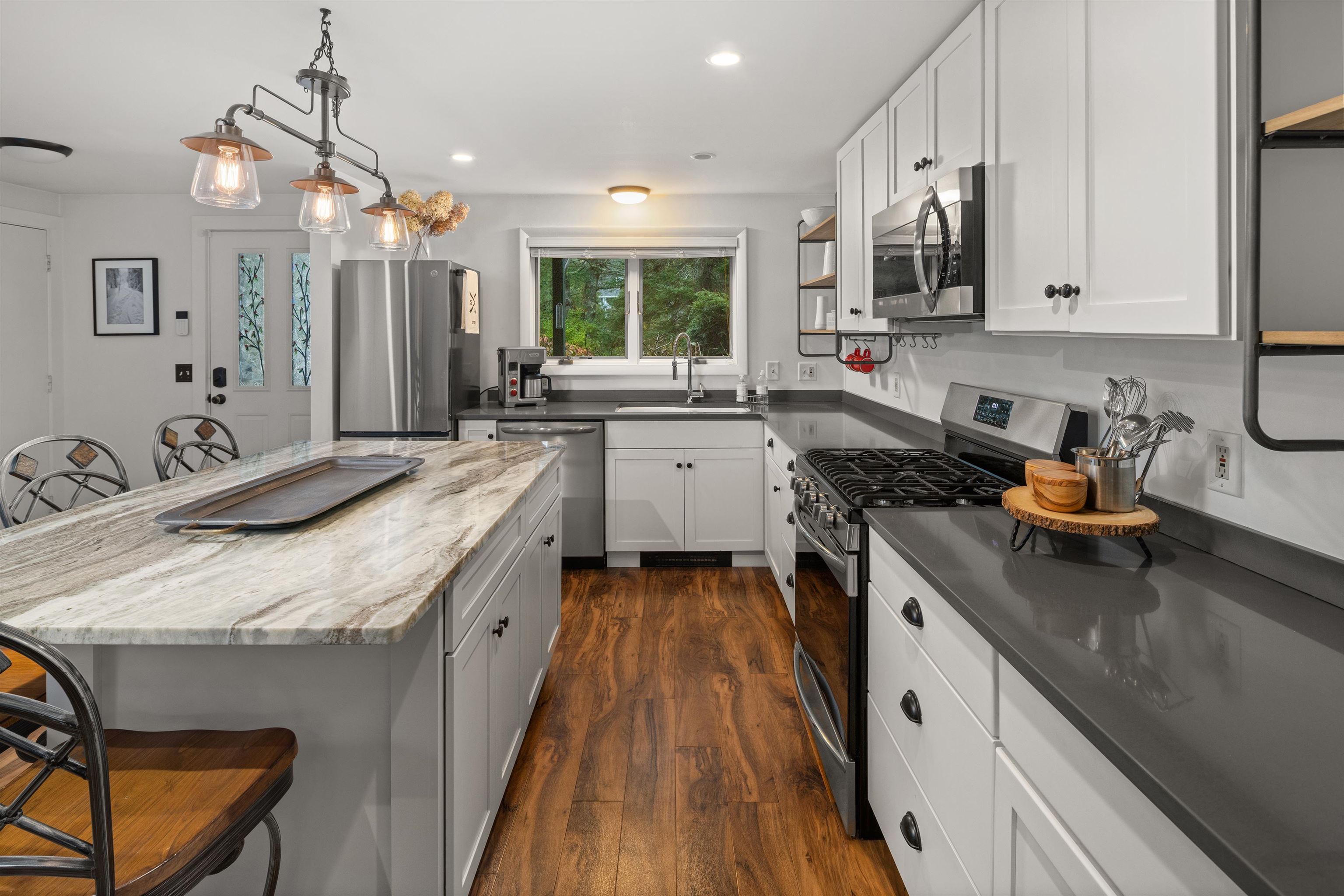 1126 Mountain Road 4