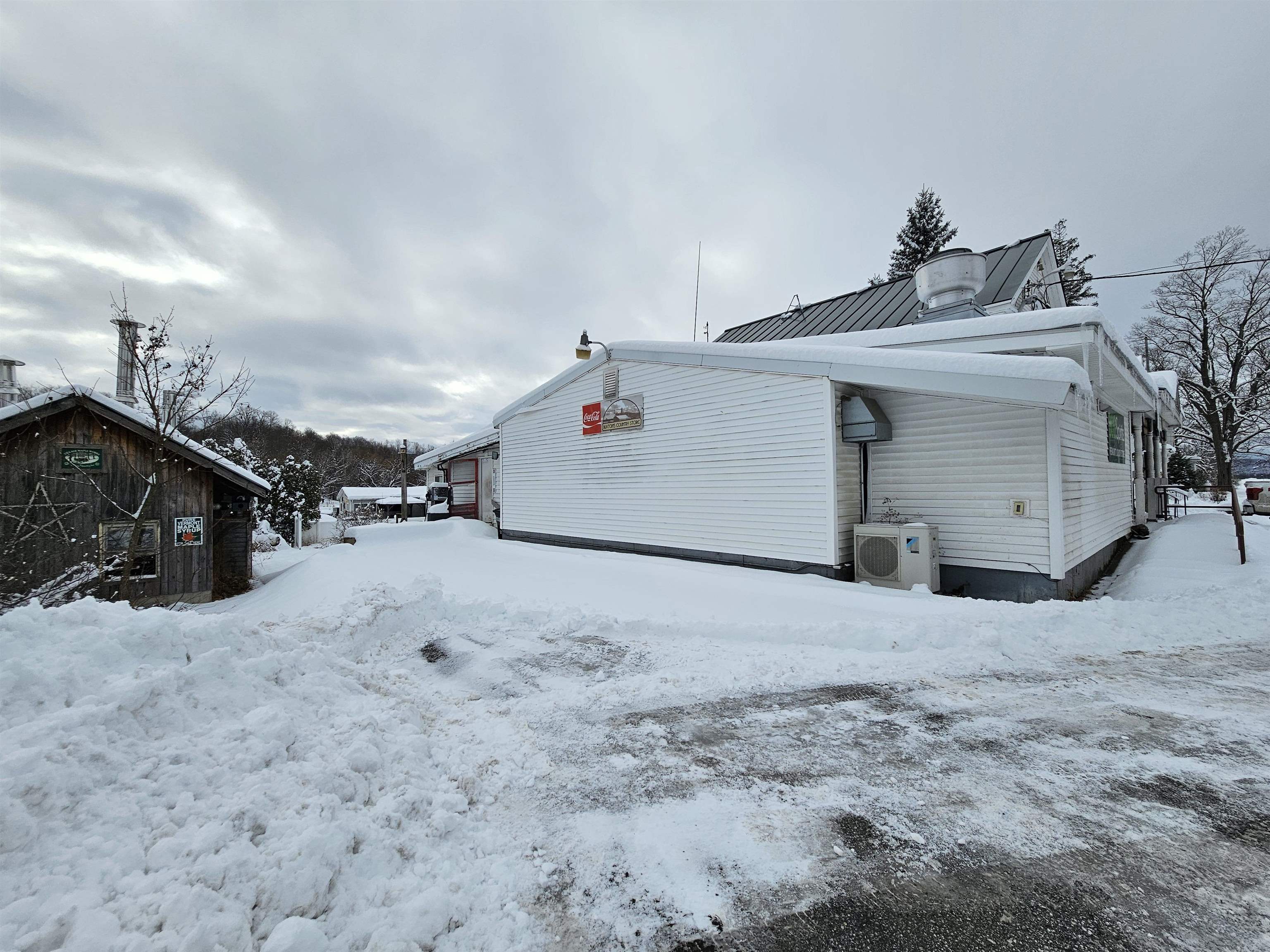 499 Main Street
