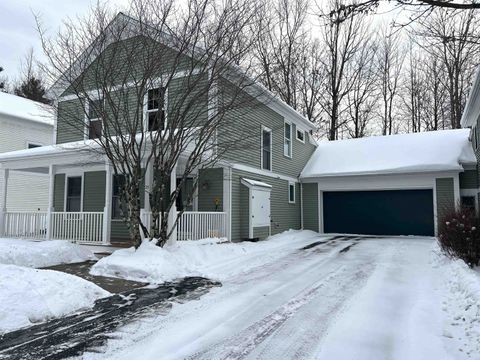 25 Stannard Drive Essex VT 05452