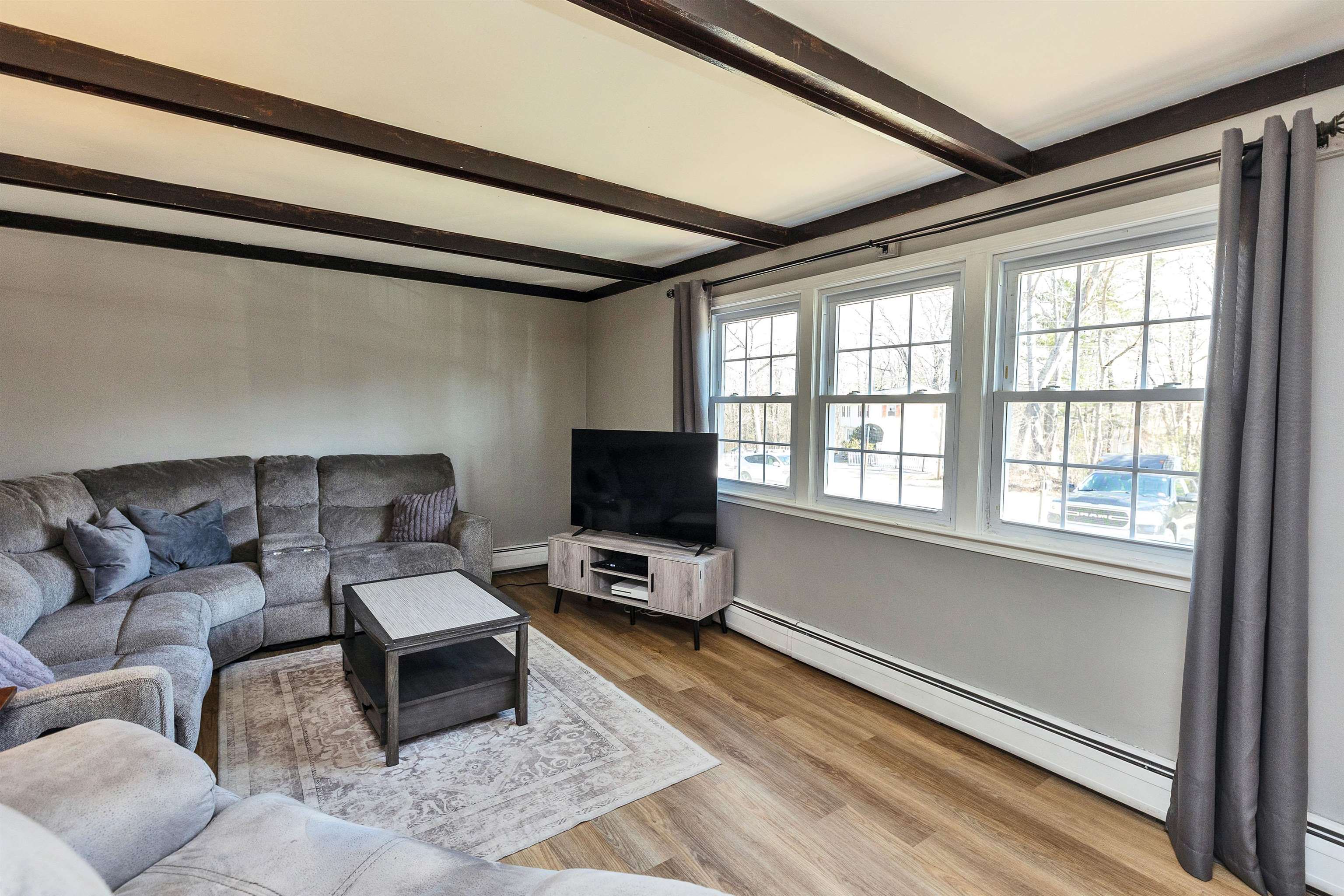 8 Middle Road B