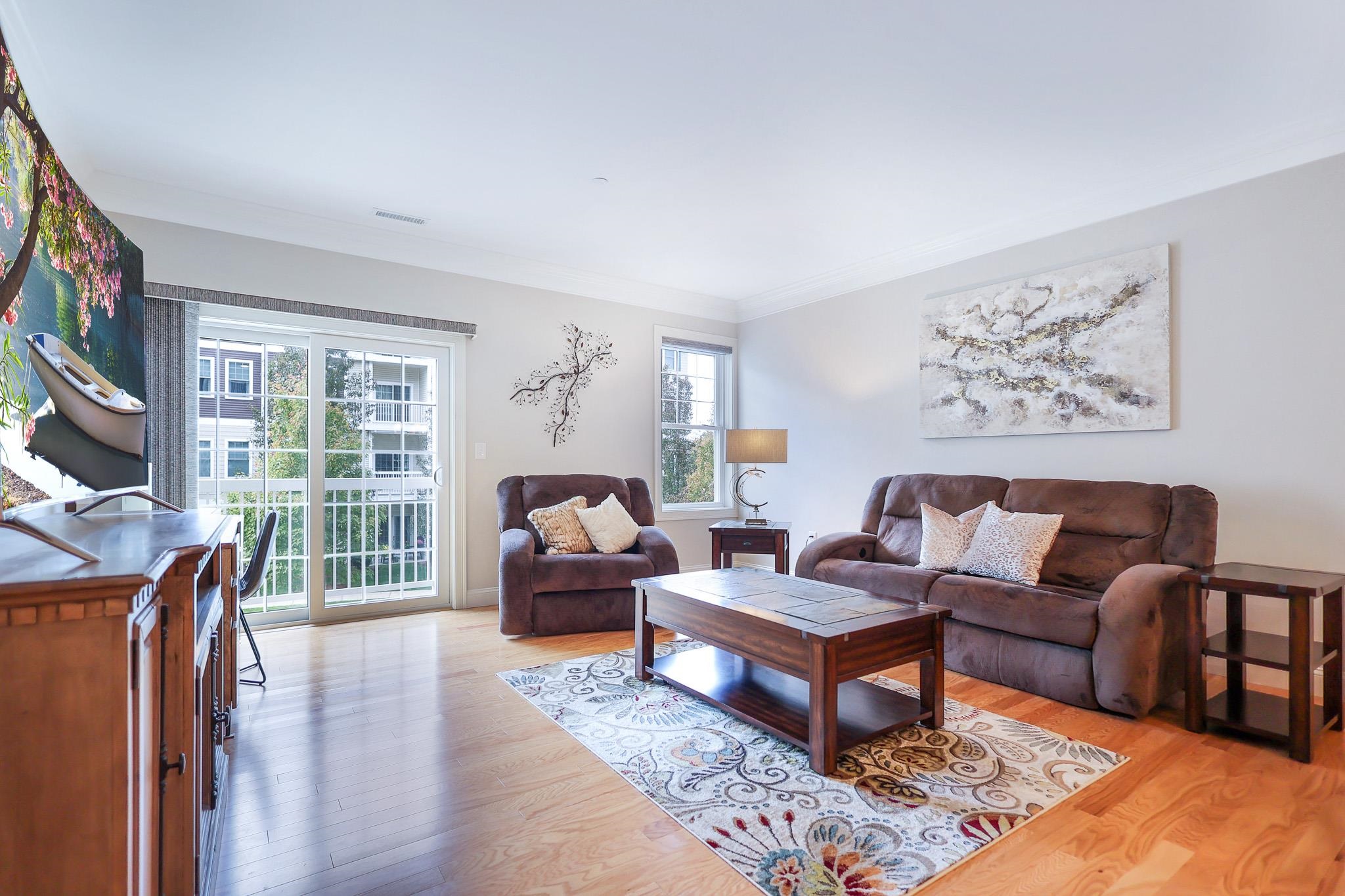 12 Braemoor Woods Road 206