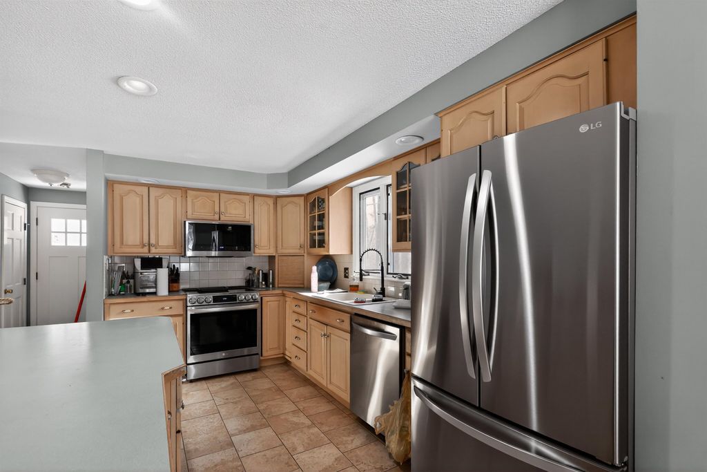 Photo of 35 Winterhill Road, Goffstown, NH 03045 (MLS # 5075242)