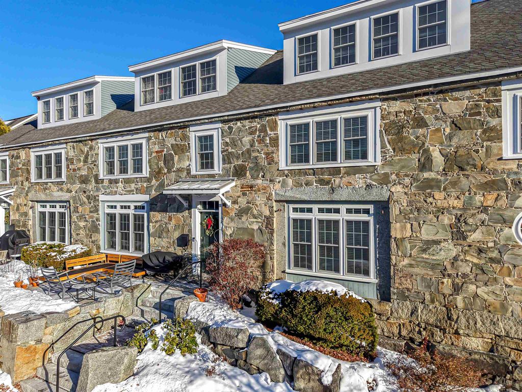 Photo of 6 Bay Road #35, Newmarket, NH 03857 (MLS # 5072248)