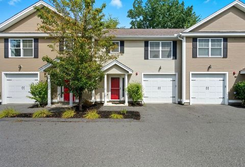 Photo of 75 Deerwood Drive #B, Nashua, NH 03063 (MLS # 5061017)