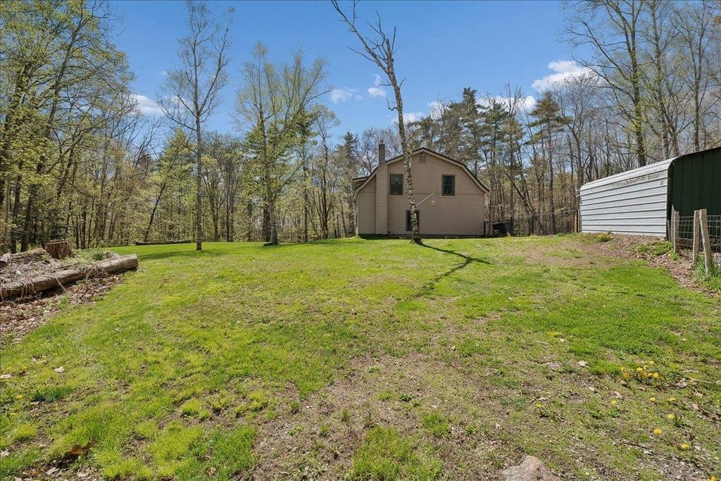 Photo of 321 Loudon Road, Pittsfield, NH 03263 (MLS # 5088625)