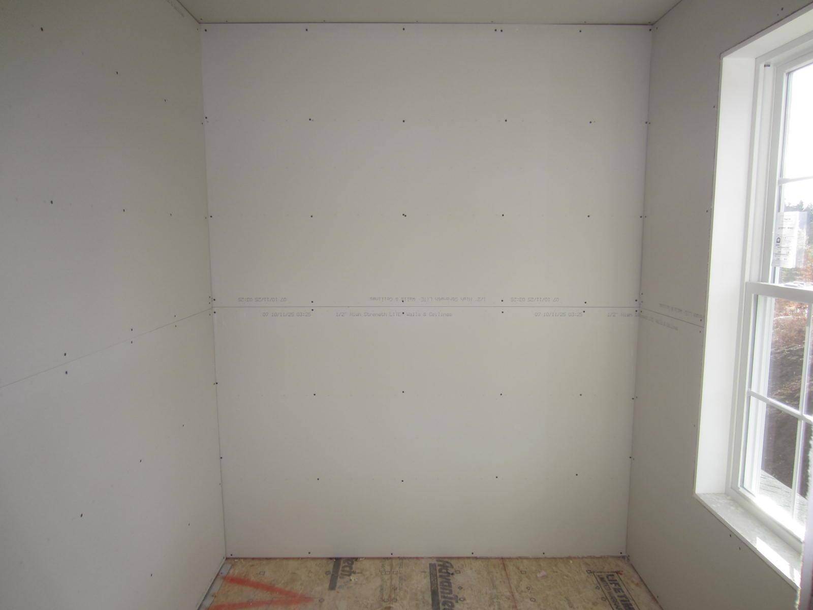 Ossipee, New Hampshire 03864, United States, 3 Bedrooms Bedrooms, ,2 BathroomsBathrooms,Residential,Active,95599