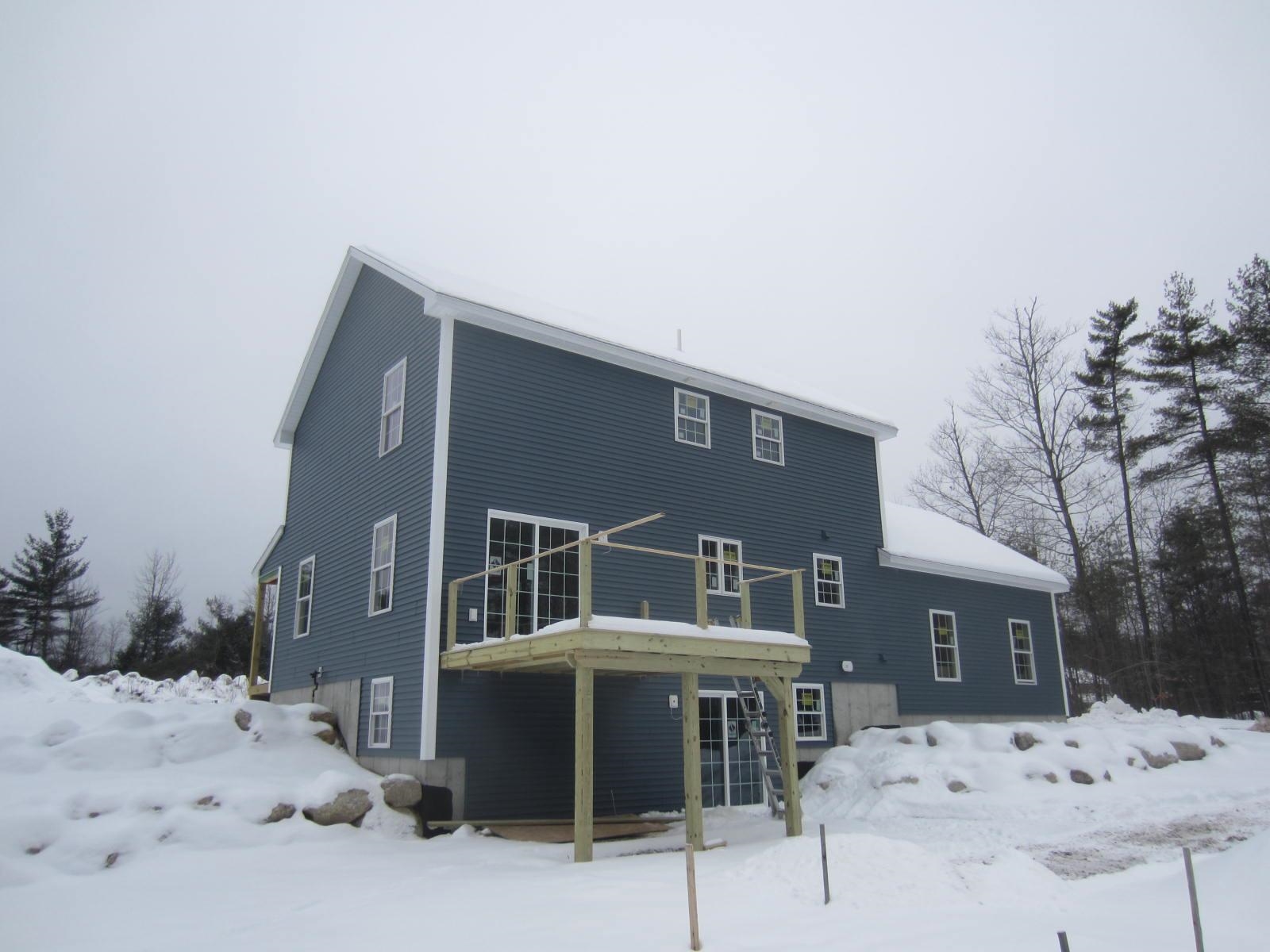 Ossipee, New Hampshire 03864, United States, 3 Bedrooms Bedrooms, ,2 BathroomsBathrooms,Residential,Active,95599