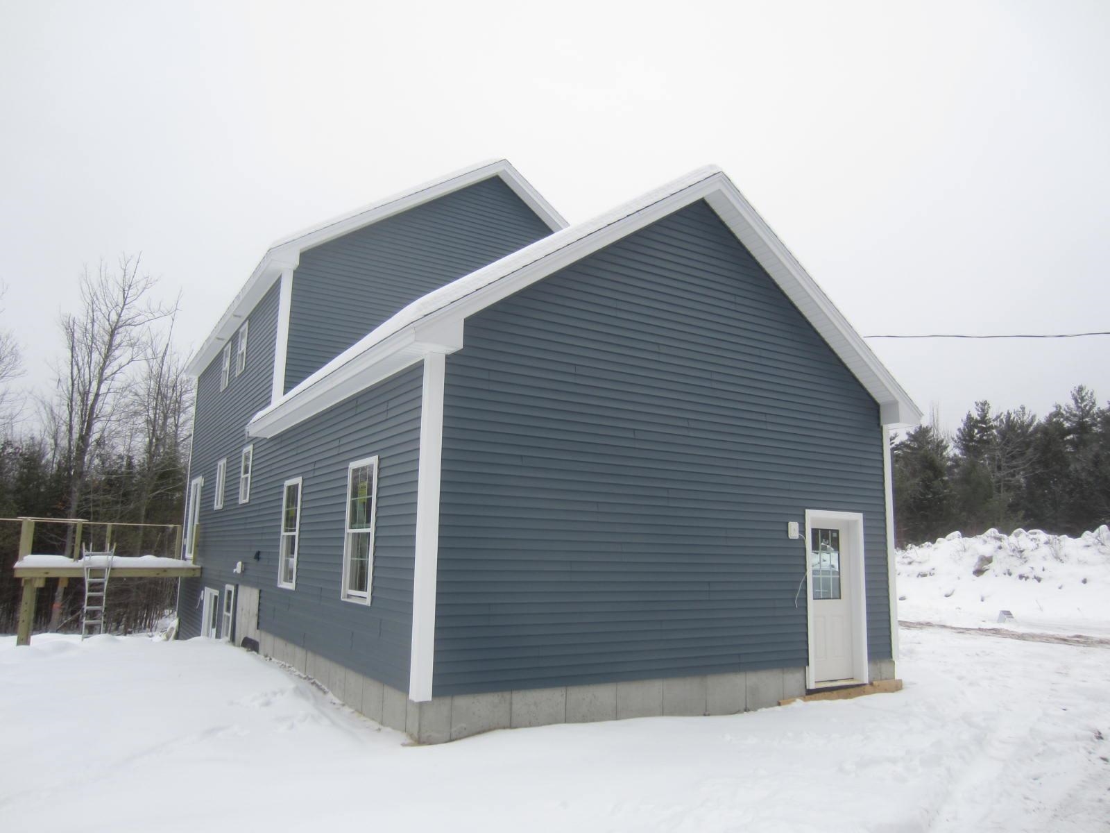 Ossipee, New Hampshire 03864, United States, 3 Bedrooms Bedrooms, ,2 BathroomsBathrooms,Residential,Active,95599