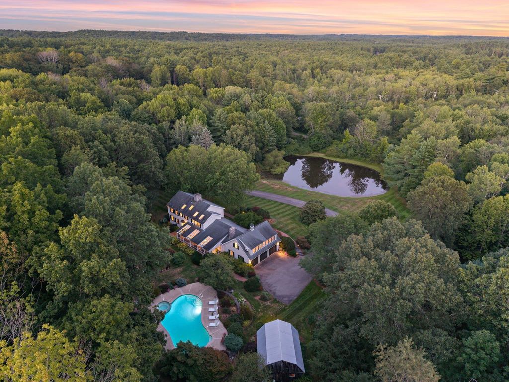 Photo of 276 Exeter Road, Hampton Falls, NH 03844 (MLS # 5059229)