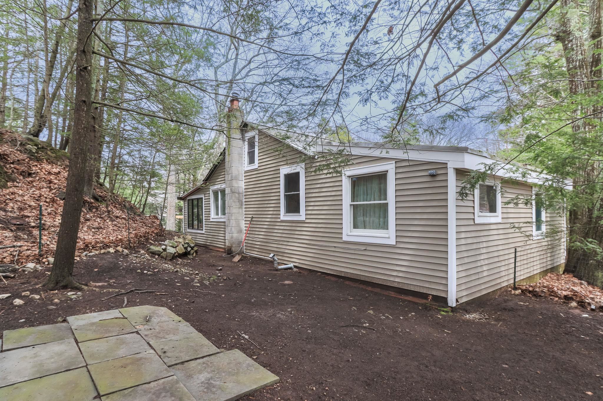 21 Hemlock Heights Road