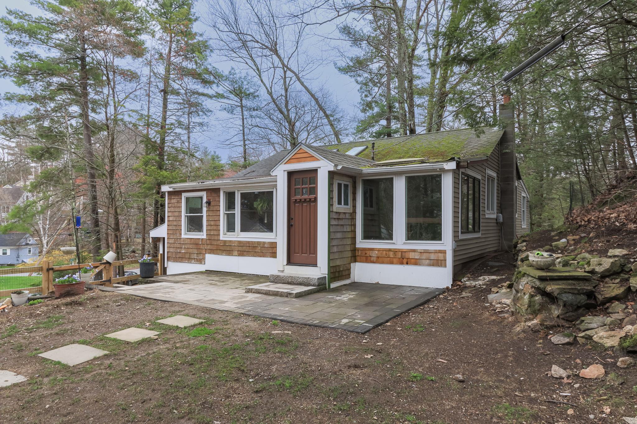 21 Hemlock Heights Road