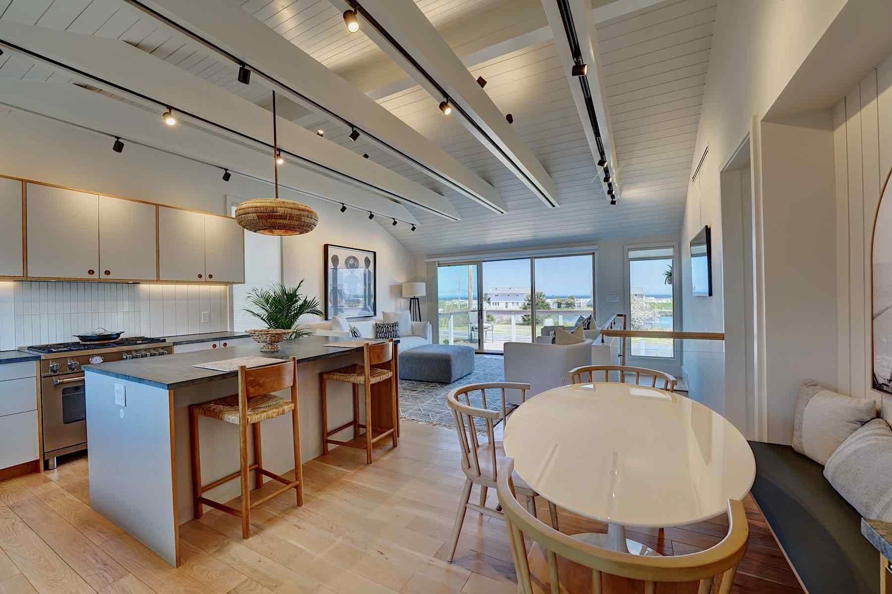 797 Ocean Boulevard