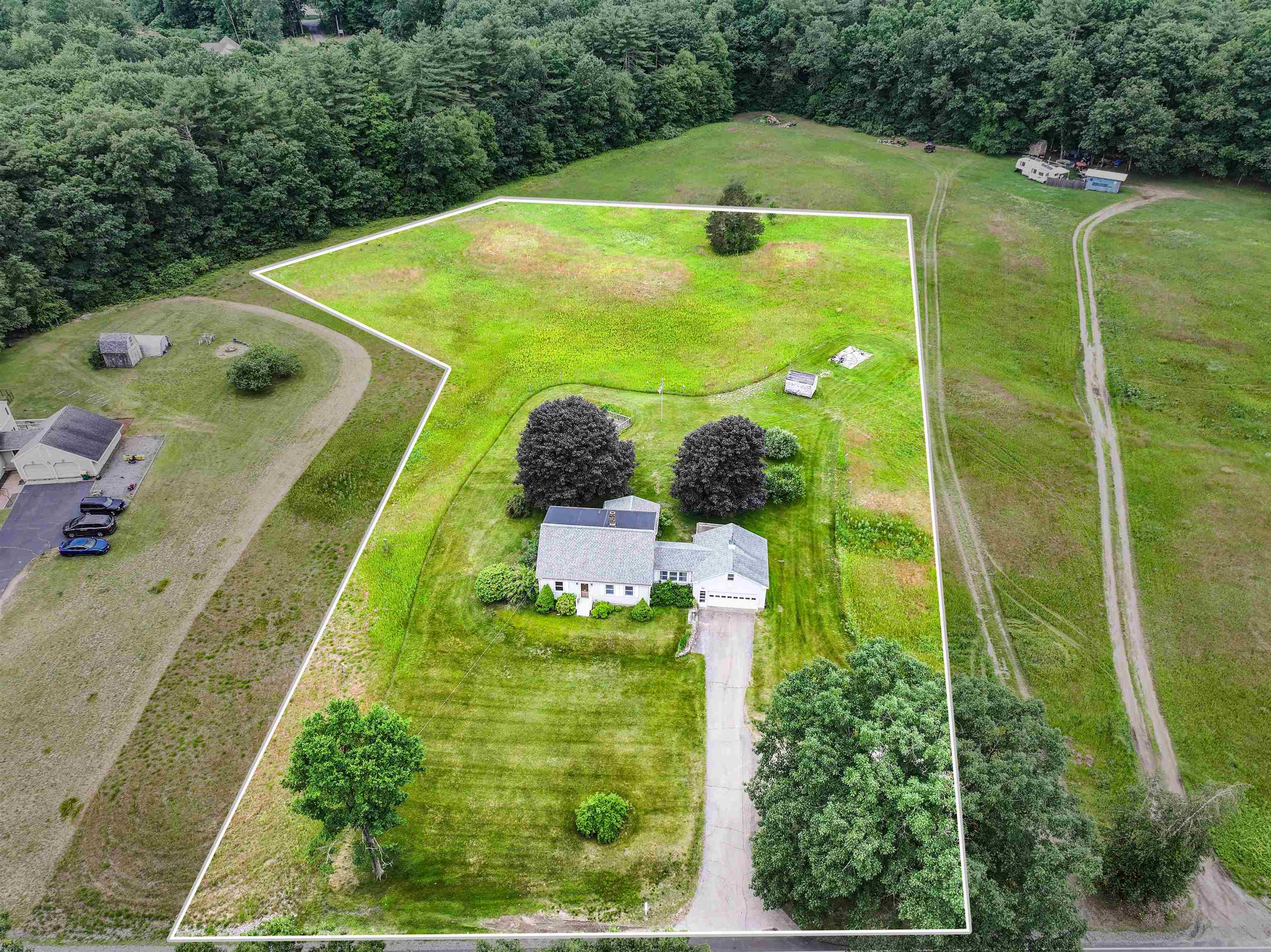 495 Middle Road