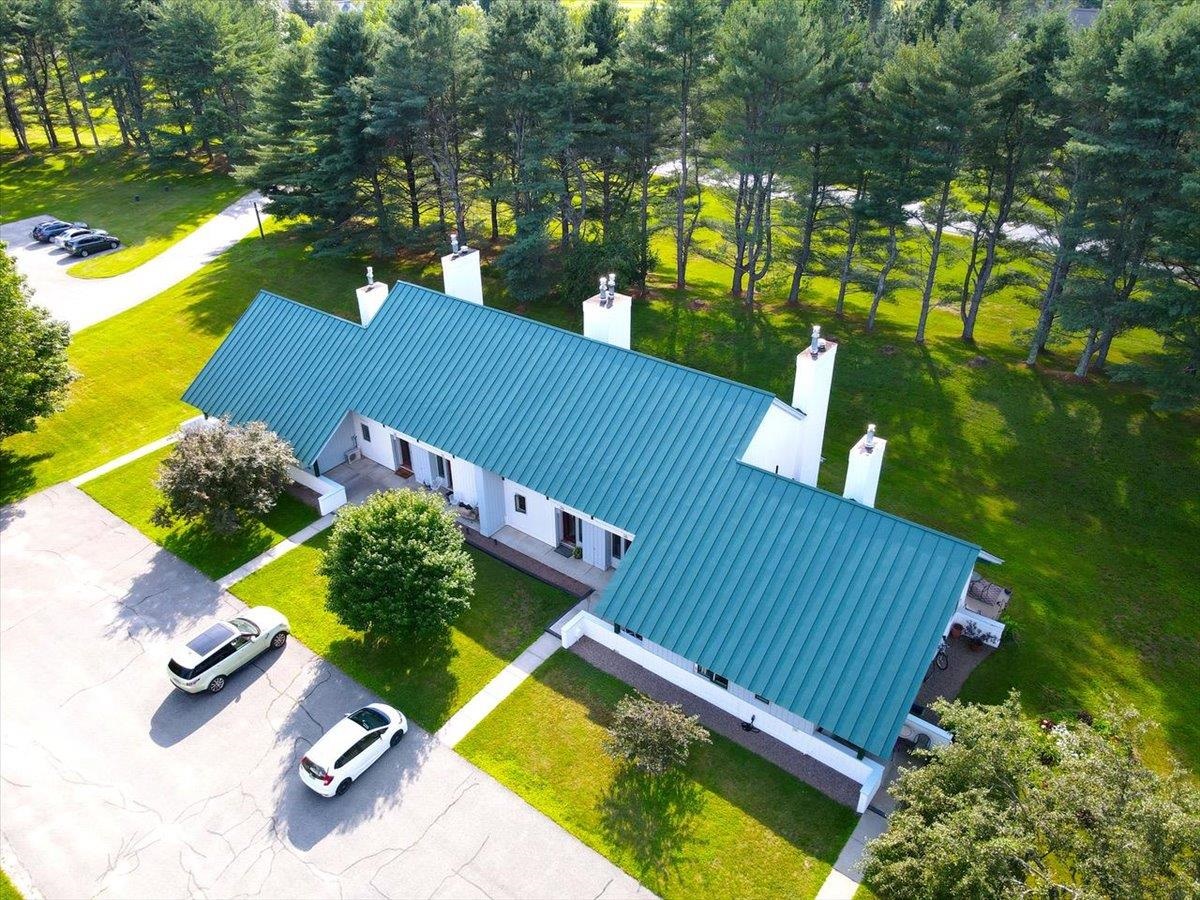 124 Village Green Drive 3D