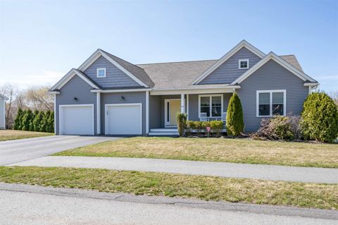 44 Diamondback Avenue Nashua NH 03062