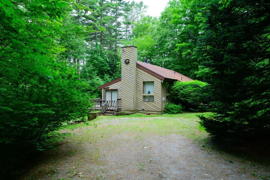 Photo of 303 Lakeshore Drive, Sandisfield, MA 01255 (MLS # 5082163)