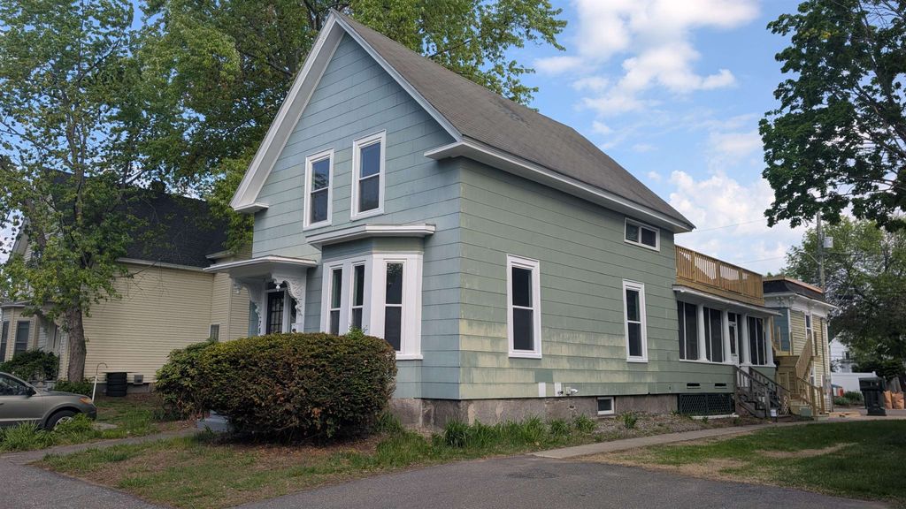 Photo of 78 Pennacook Street, Manchester, NH 03104 (MLS # 5089548)