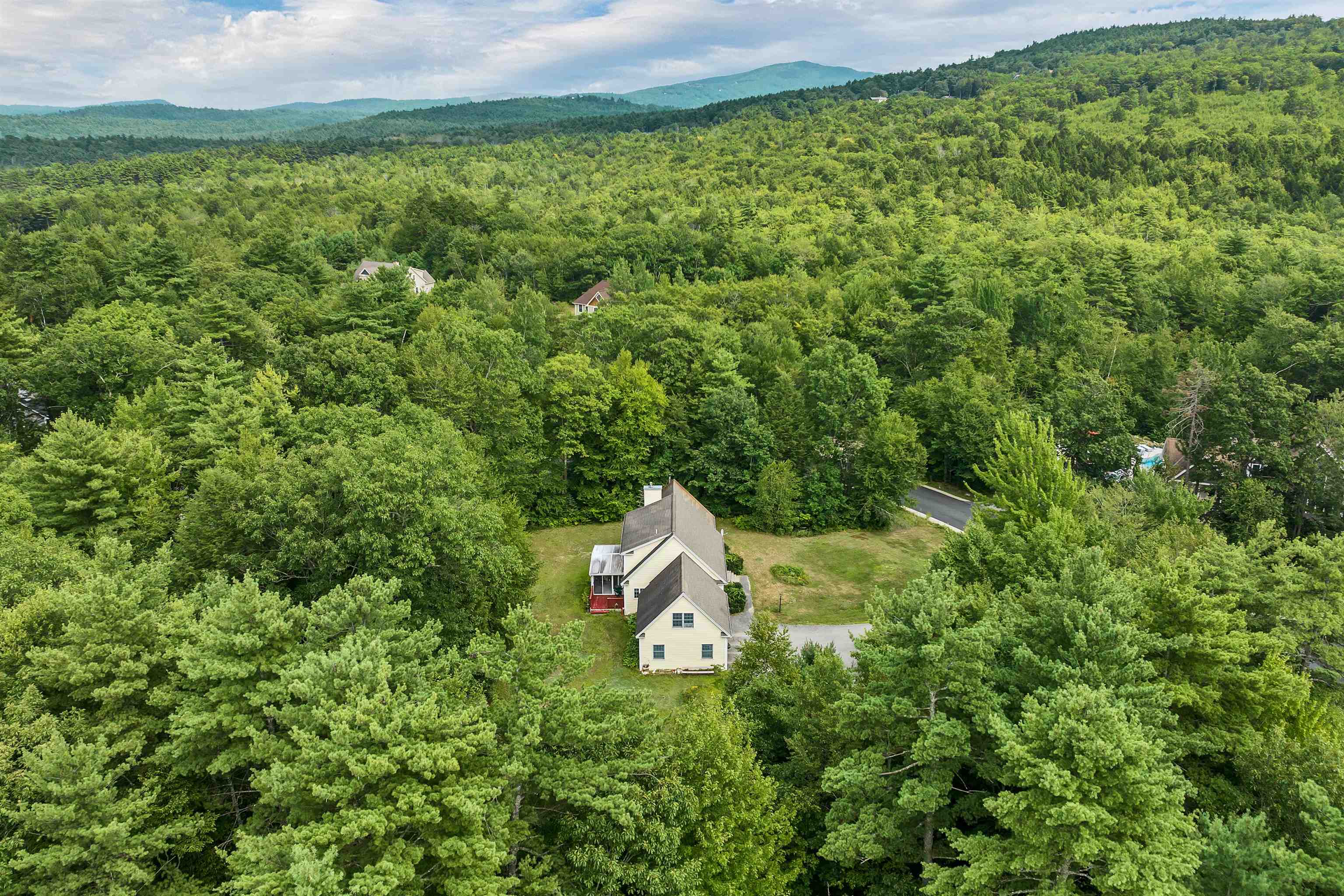 39 Winnipesaukee Drive