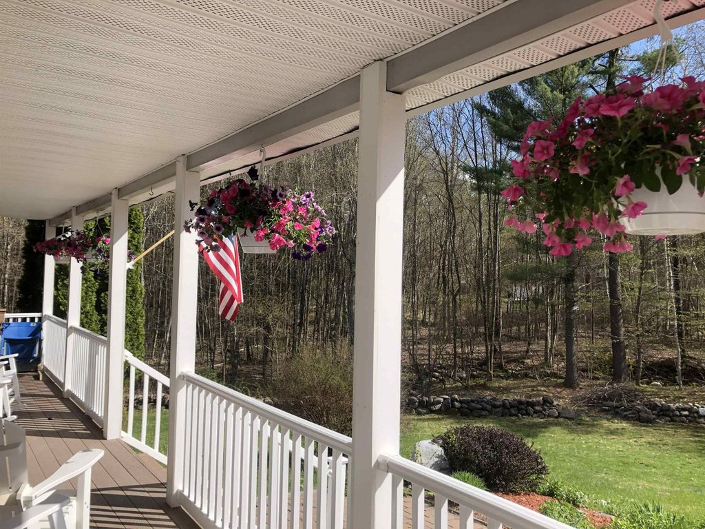 Photo of 234 Paige Hill Road, Goffstown, NH 03045 (MLS # 5081031)