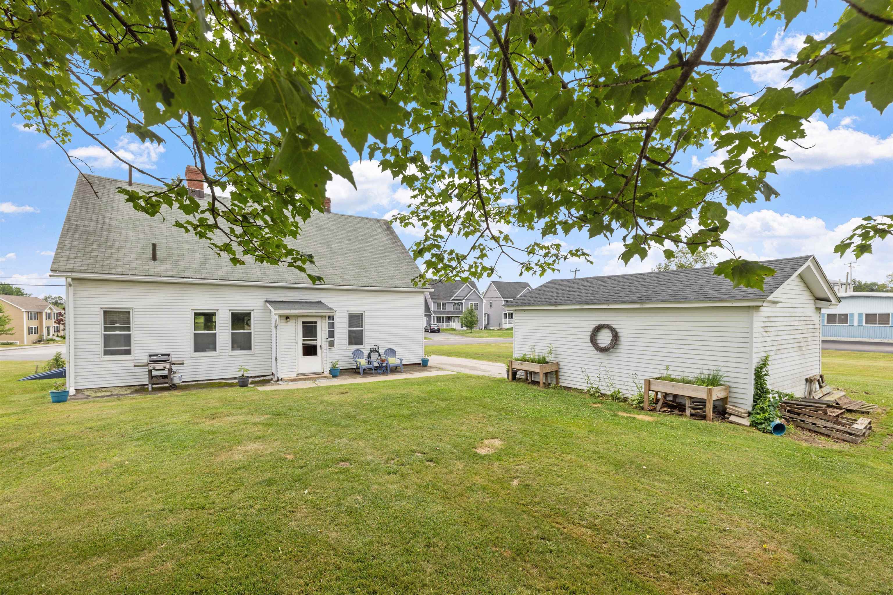 454 Island Pond Road