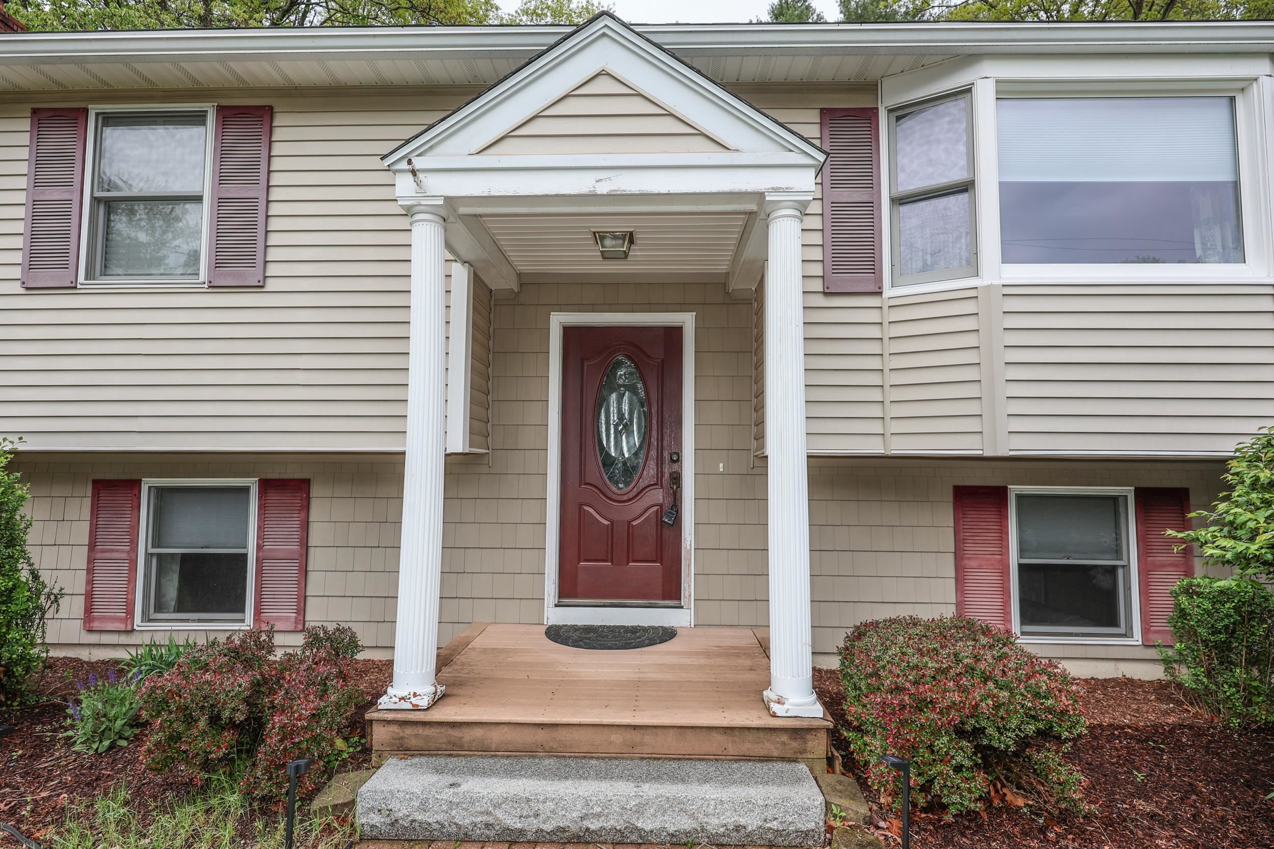 8 Nevens Street