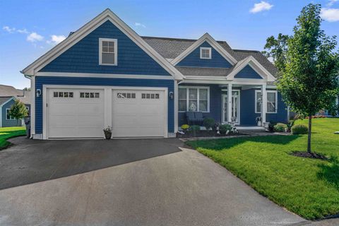 4 Testament Circle Nashua NH 03062