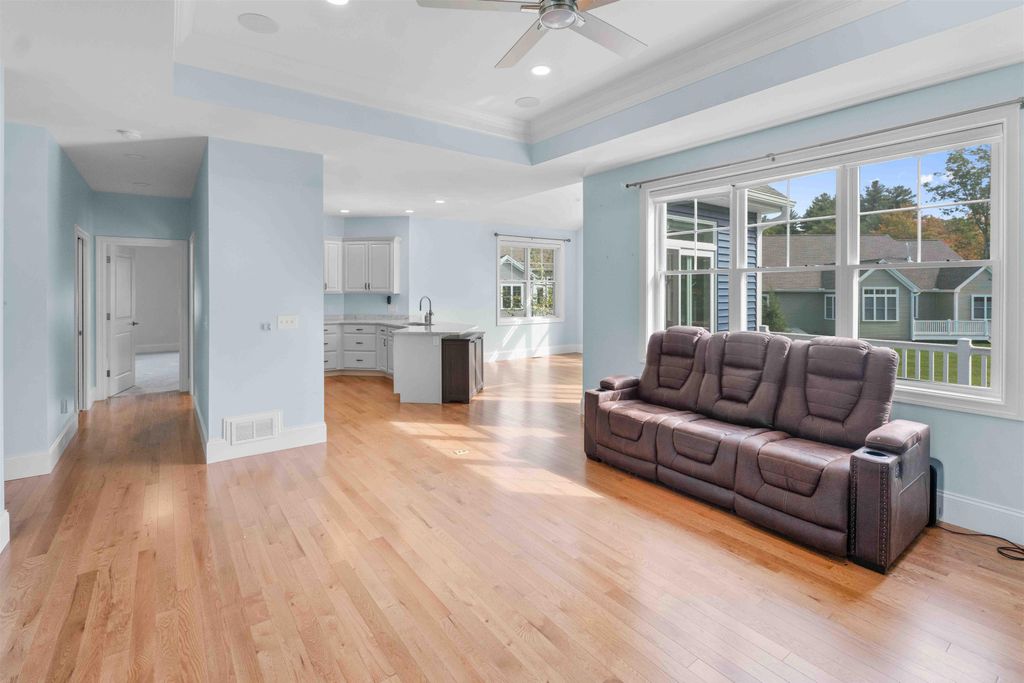 Photo of 4 Testament Circle, Nashua, NH 03062 (MLS # 5065129)
