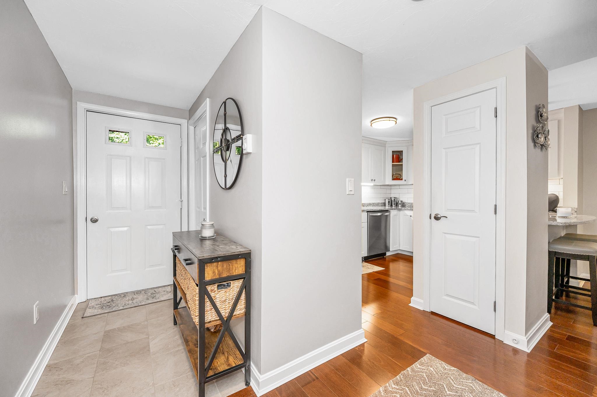 20 Essex Green Court 20