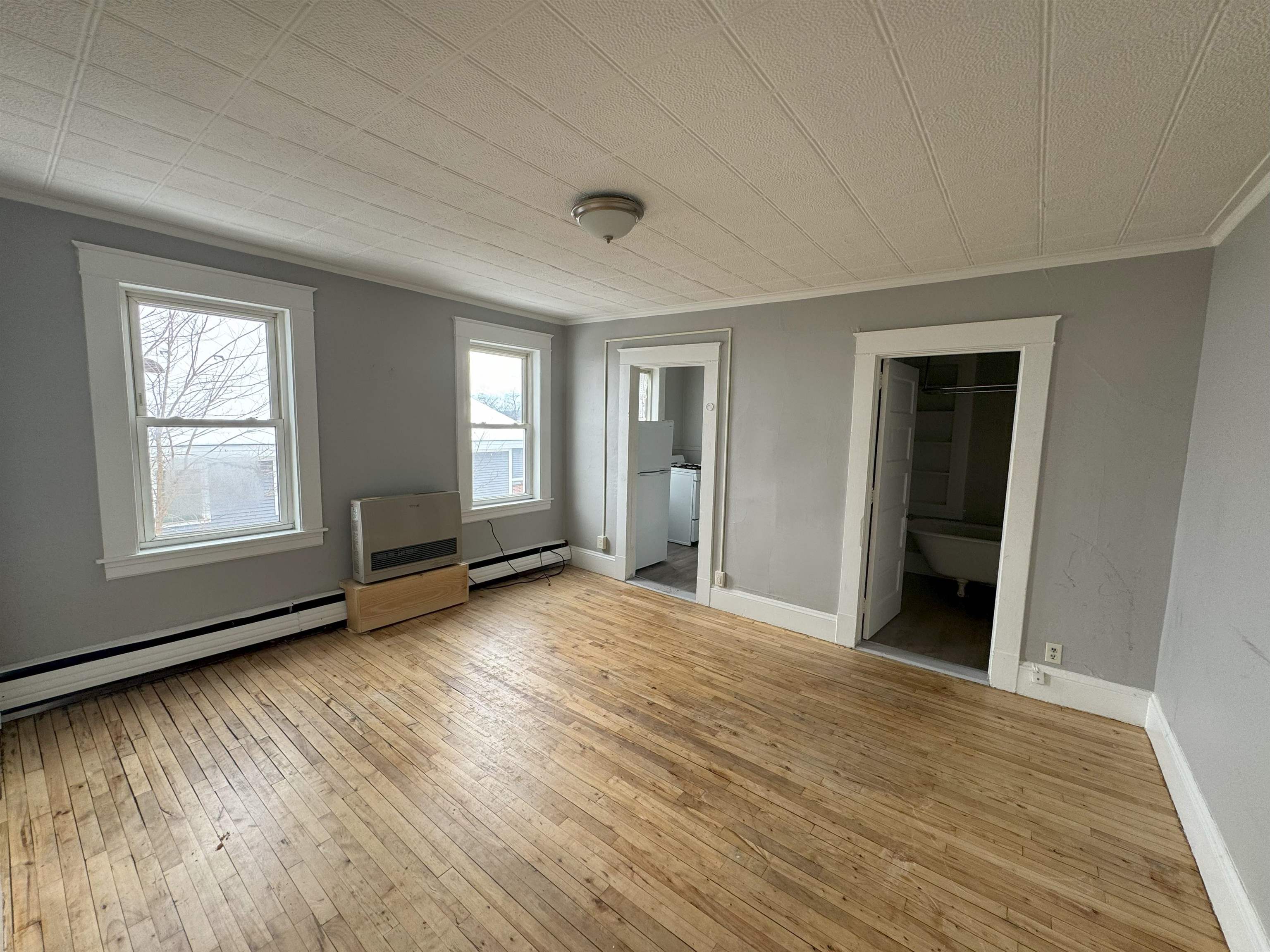 Laconia, New Hampshire 03246, United States, ,Residential,Active,108050