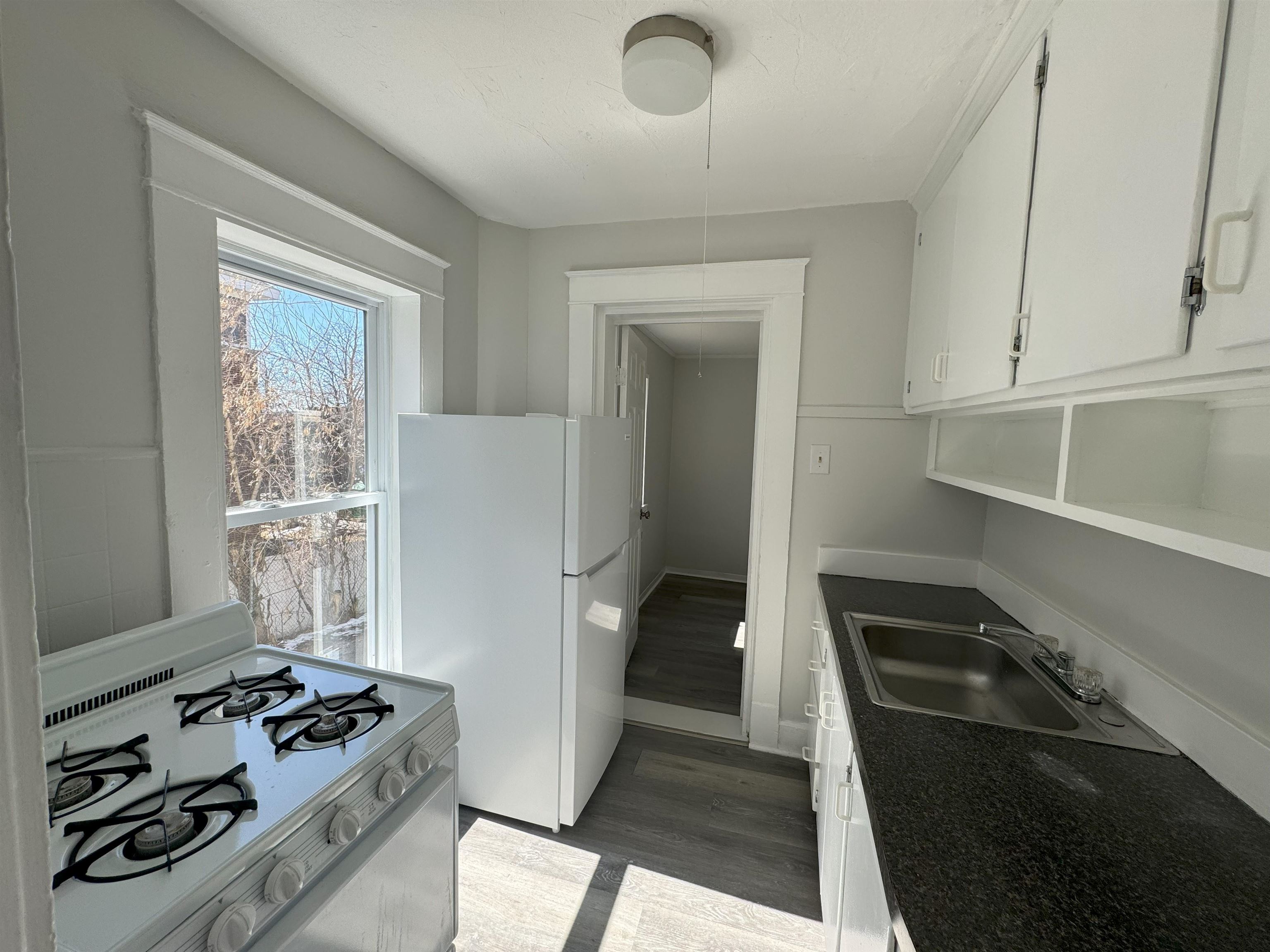 Laconia, New Hampshire 03246, United States, ,Residential,Active,108050