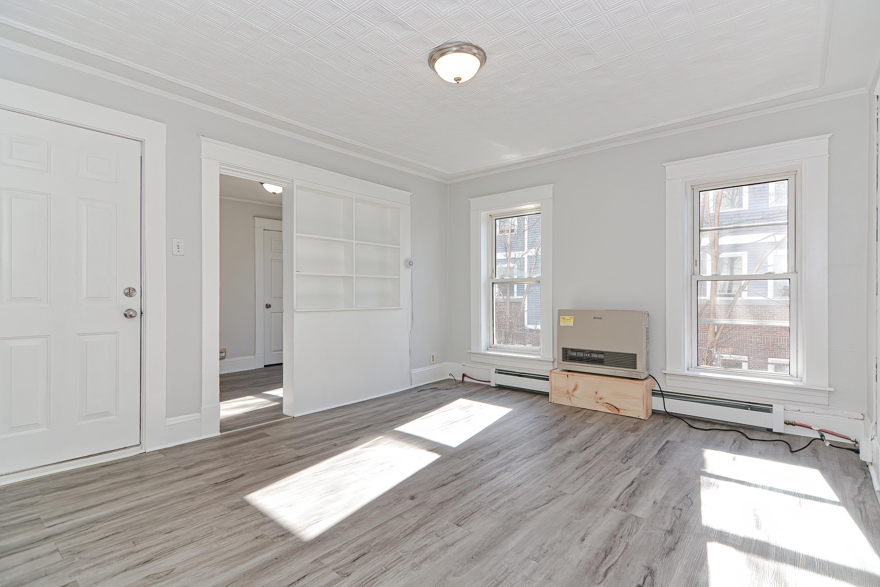 Laconia, New Hampshire 03246, United States, ,Residential,Active,108050