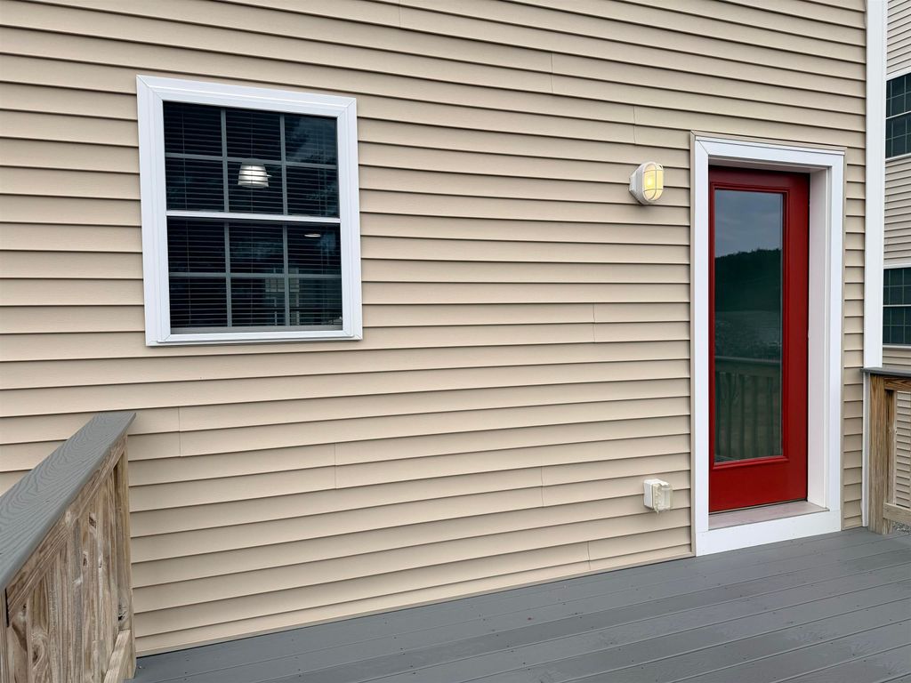 Photo of 6 Red Oak Way, Boscawen, NH 03303 (MLS # 5081135)