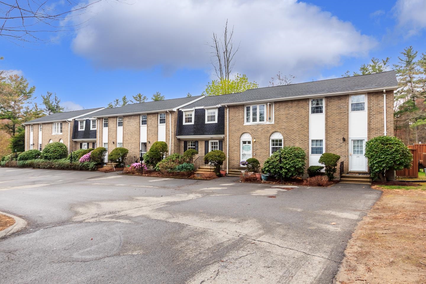 24 Fieldstone Drive